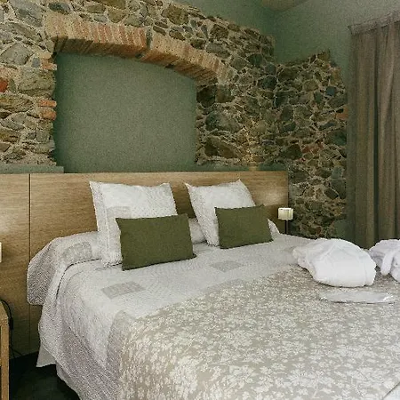 Vilamont 3* Garriguella