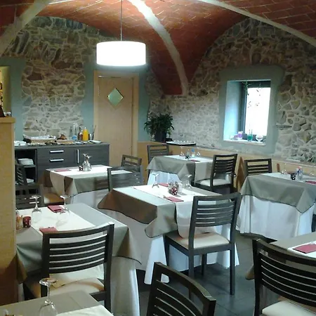 Hotel Vilamont Garriguella