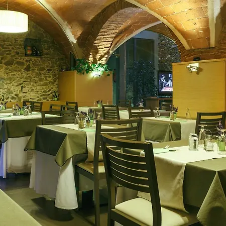 Vilamont Hotel Garriguella