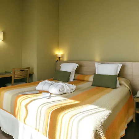 Vilamont Hotel Garriguella