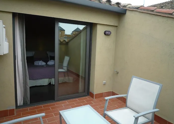 Hotel Vilamont Garriguella