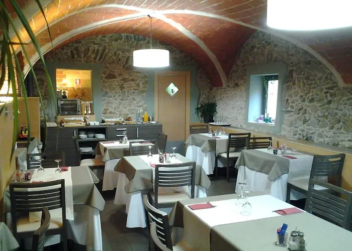 Vilamont Hotel Garriguella