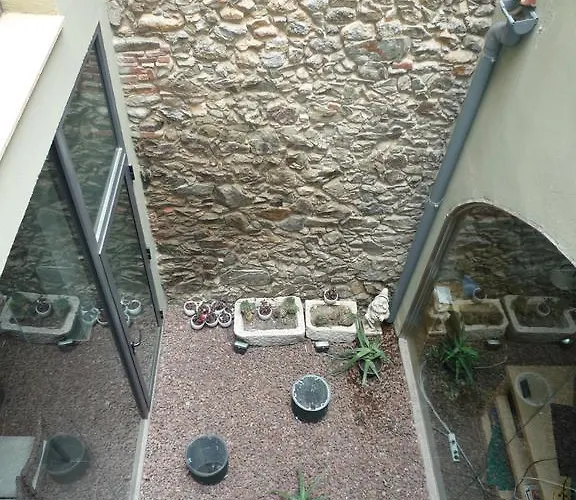 Vilamont Hotel Garriguella