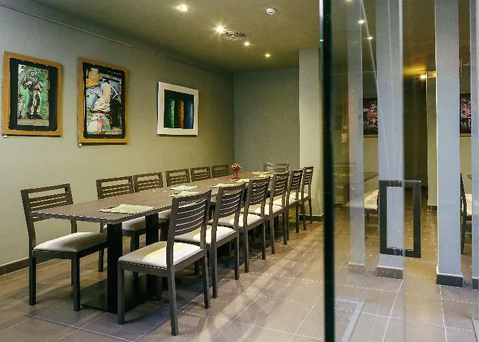 Hotel Vilamont Garriguella